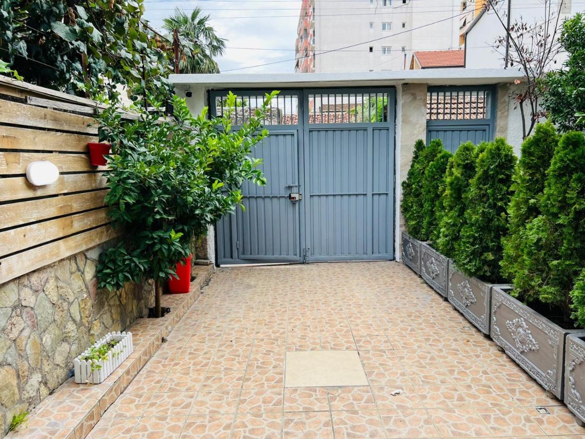 Mishel House Apartamento Shkodër Exterior foto